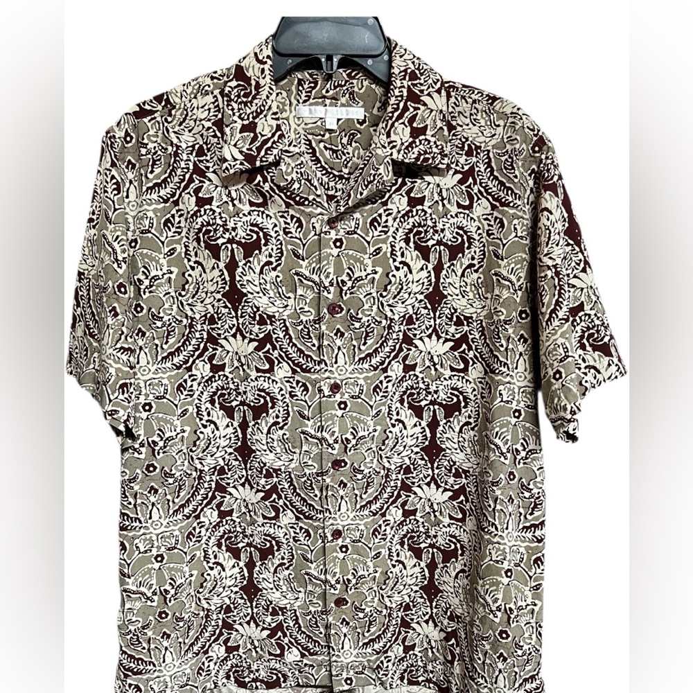 Men’s 100% Silk Perry Ellis Short Sleeve Button Down Shirt Medium